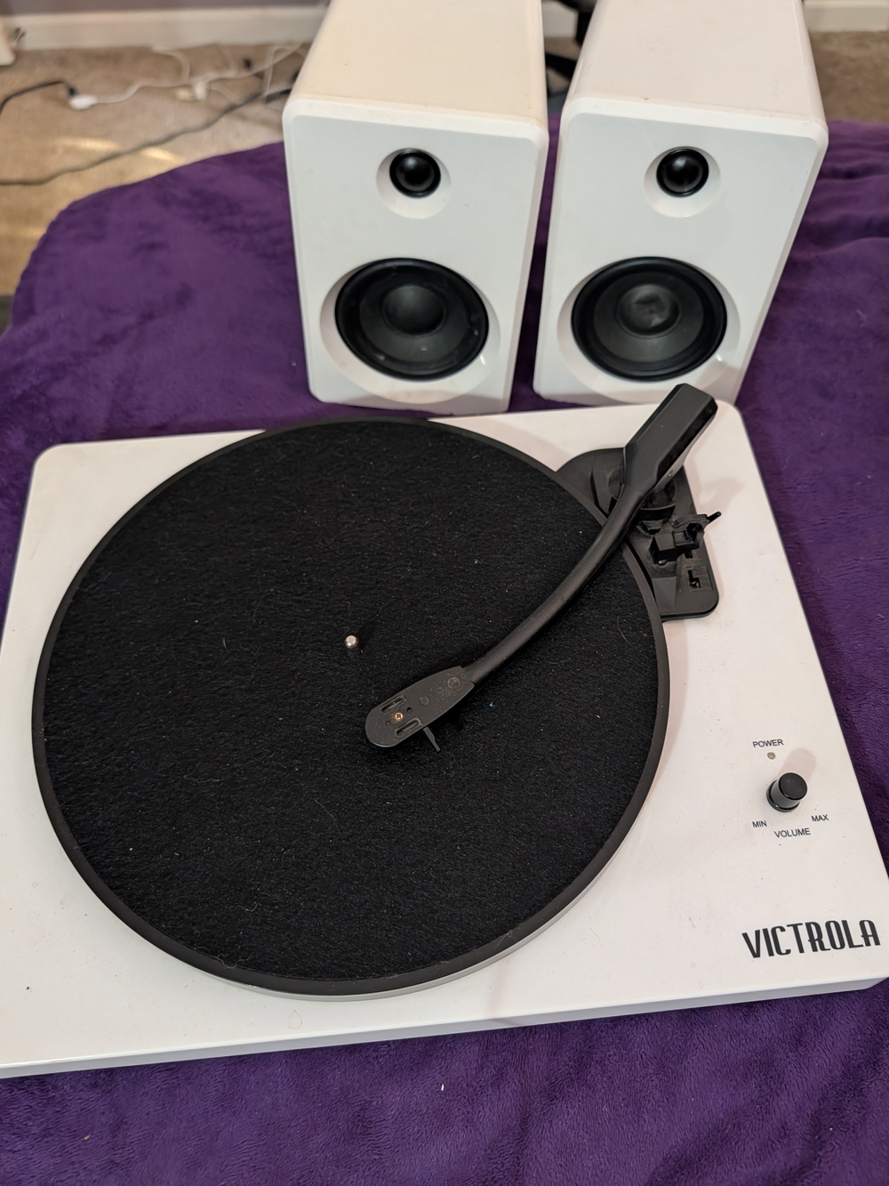 White Turntable with Matching White Speakers